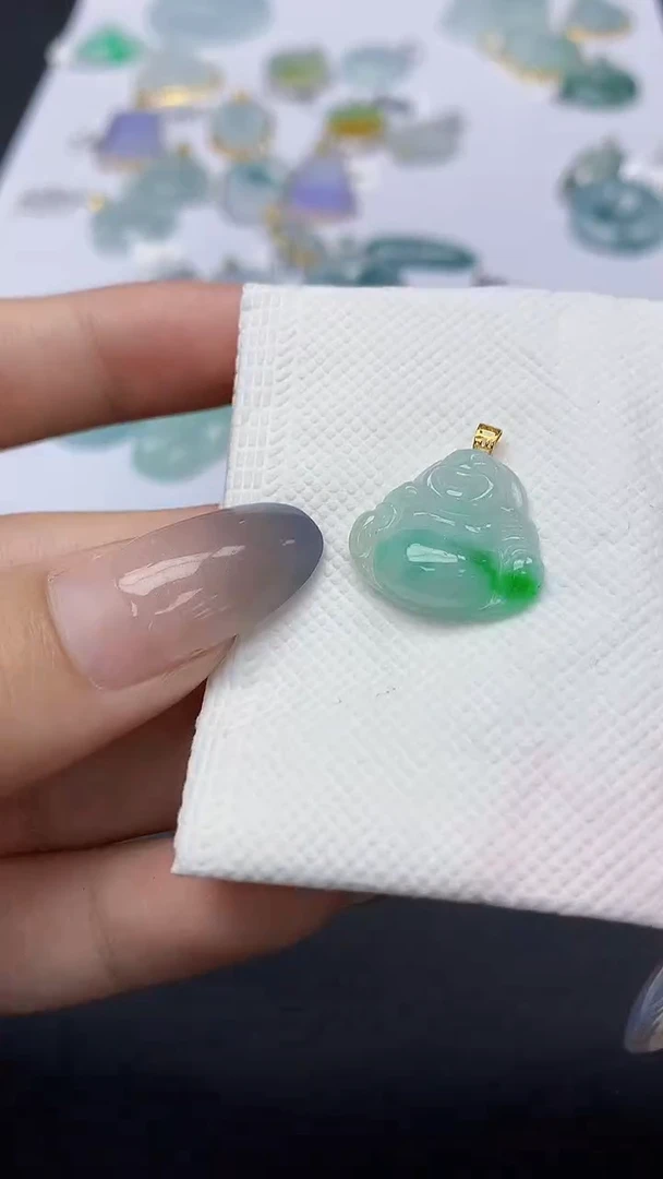 翡翠18K金镶嵌颈饰天然缅甸a货翡翠