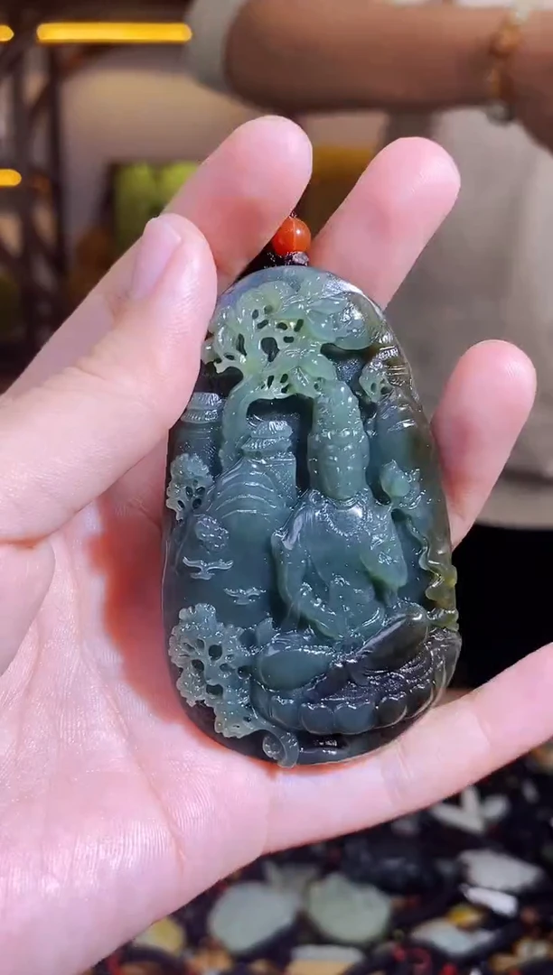 颈饰未镶嵌和田玉1