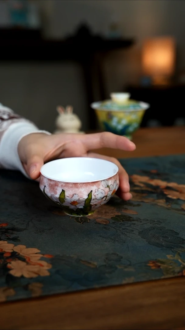 陶瓷一二一二-二六零