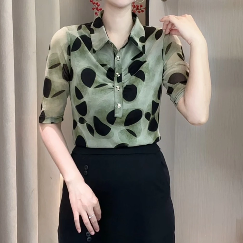 2025薄款拼接减龄时尚设计感显瘦印花夏季衬衫上衣翻领常规小衫