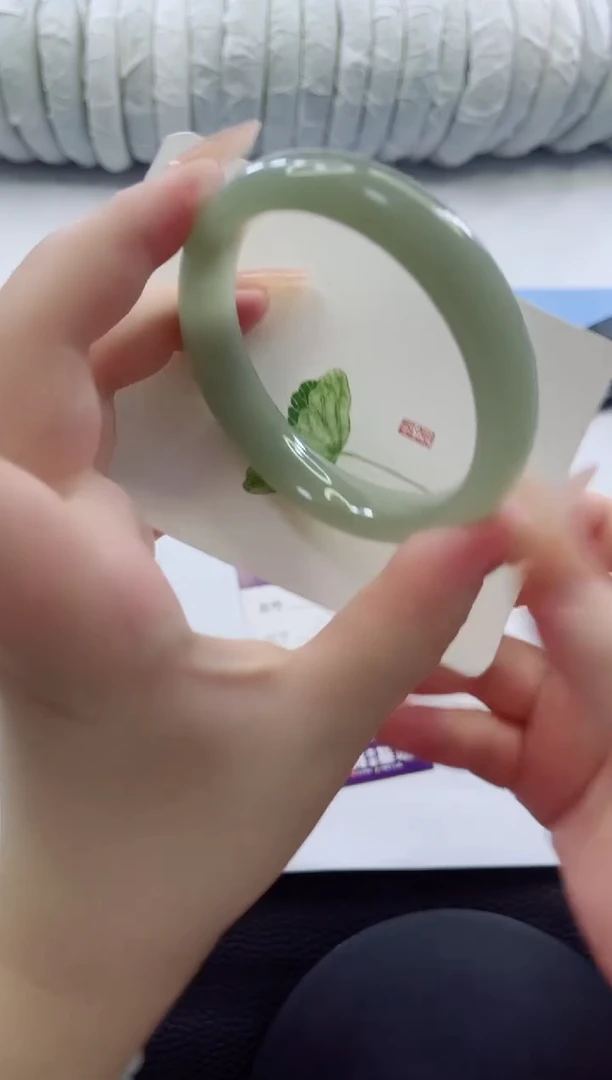 未镶嵌手镯石英质玉多样性发货C136