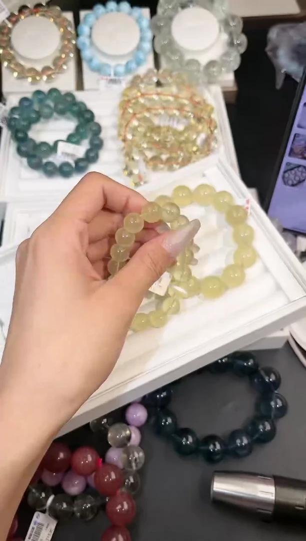 【闪购商品】水晶手链未镶嵌多样性发一黄水许愿狐