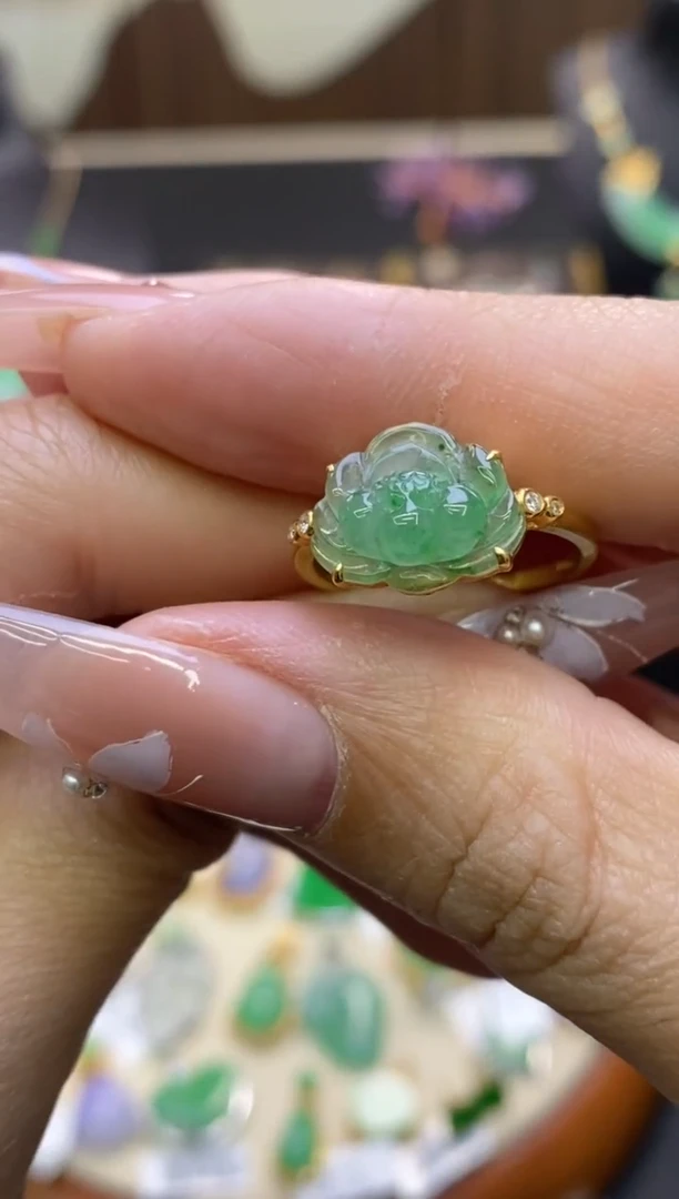 【闪购商品】翡翠颈饰18K金镶嵌净货12456