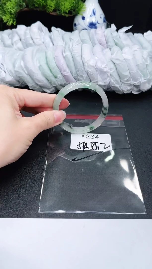 未镶嵌手镯翡翠234