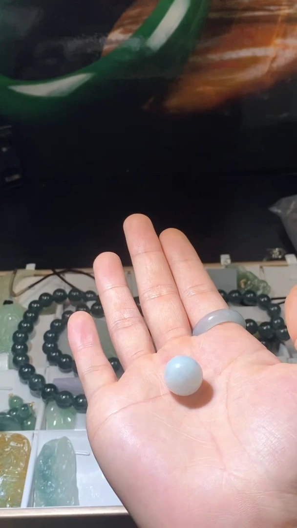 颈饰未镶嵌翡翠多样性发其一