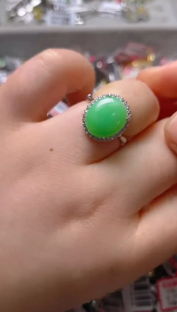 银S925镶嵌戒指翡翠百内无证书