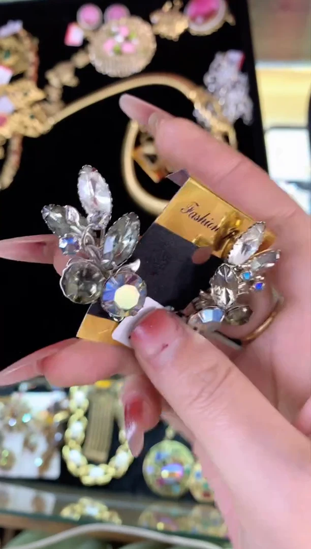 【闪购商品】瓷片楚楚中古珠宝甄选不退换