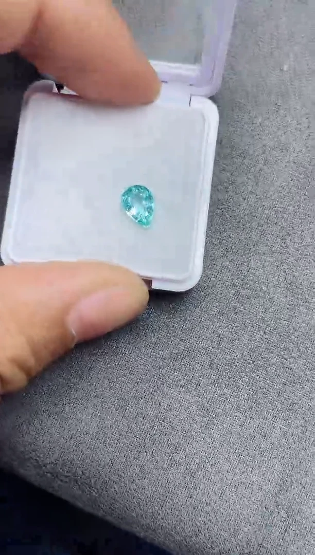 未镶嵌裸石帕拉依巴碧玺1.41ct