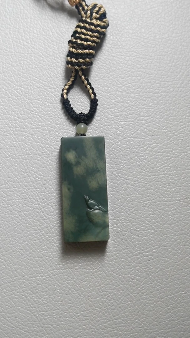 颈饰未镶嵌和田玉喜鹊牌