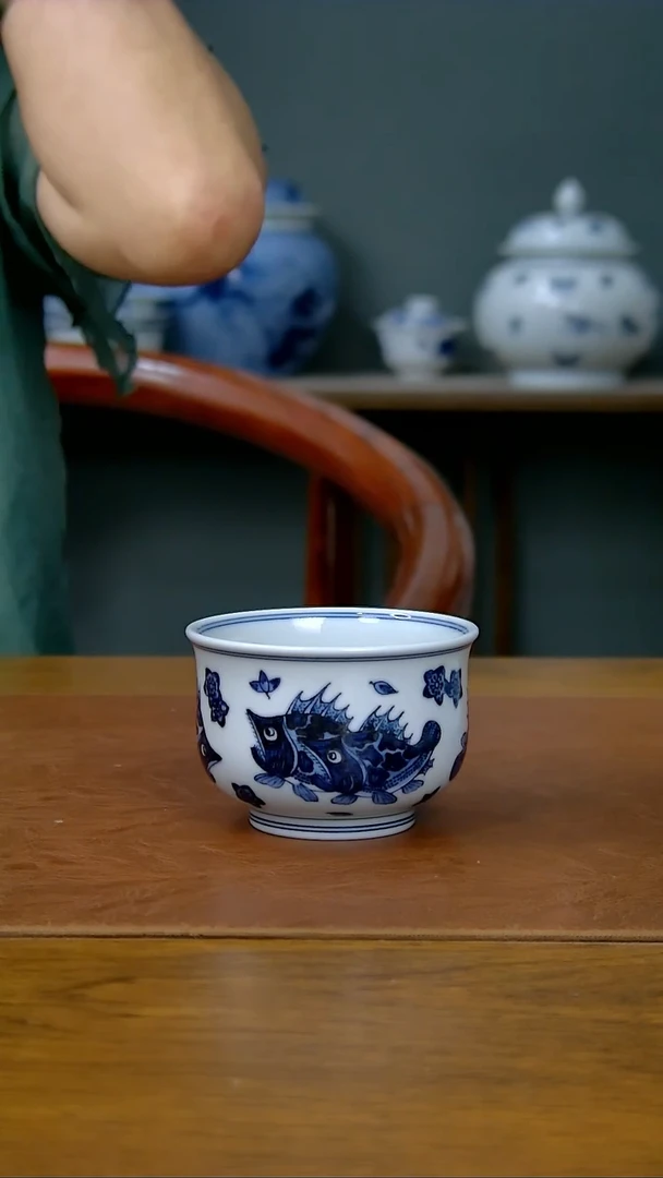陶瓷仿明桃花鳜鱼炉式杯
