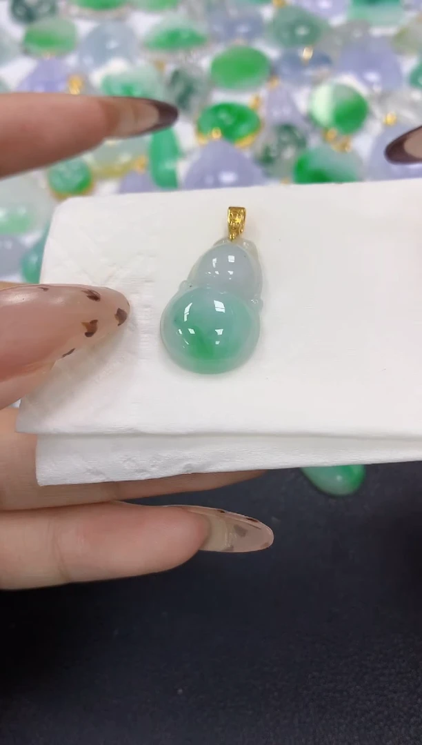 颈饰银S925镶嵌翡翠a货假一赔三支持复检百元上9元证书费自理