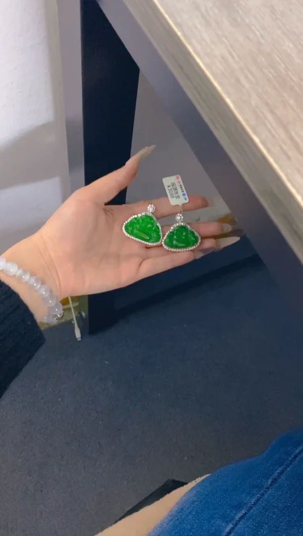 【闪购商品】翡翠颈饰银S925镶嵌11111111