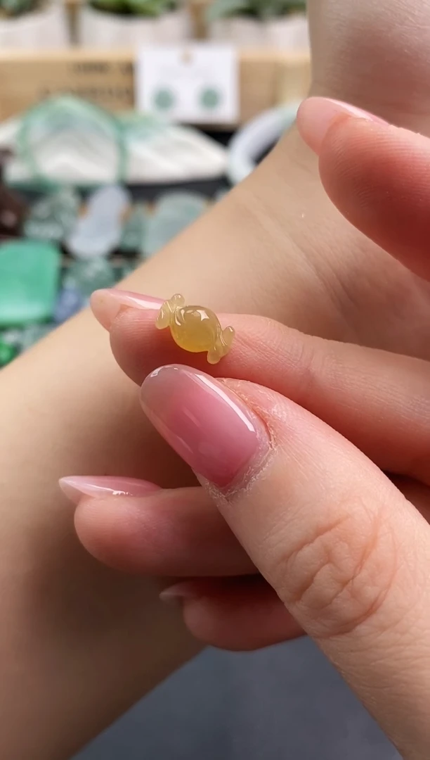 颈饰未镶嵌翡翠糖果