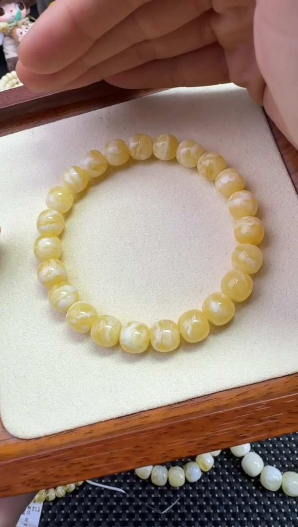 裸石琥珀未镶嵌宝衡 御龙见白T2 奶糯浓瓷全顺千层虎 7.5mm手工制