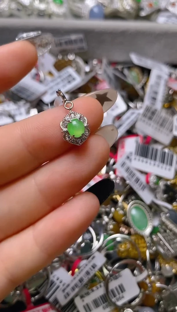 银S925镶嵌戒指翡翠 百内无证书