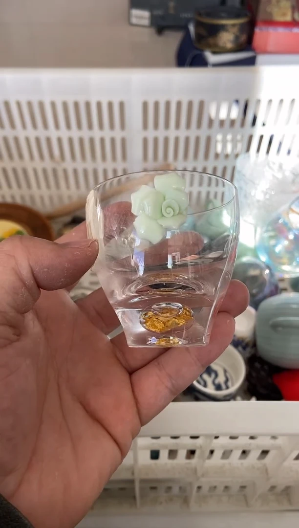 杯无运费险有瑕疵的摄影的产品有使用过的痕迹有点脏介意勿拍