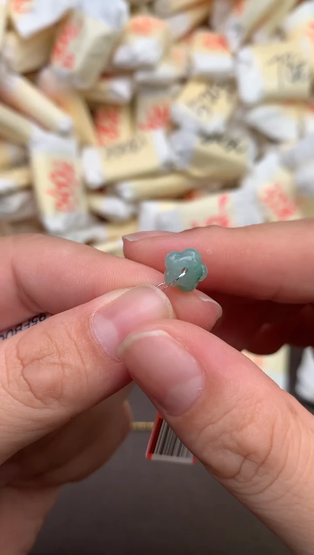 翡翠挂件未镶嵌—4