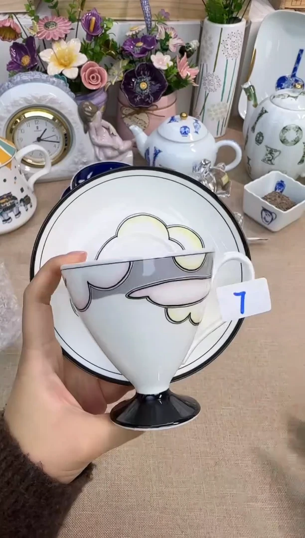 瓷片泡泡家的瓷器真好看