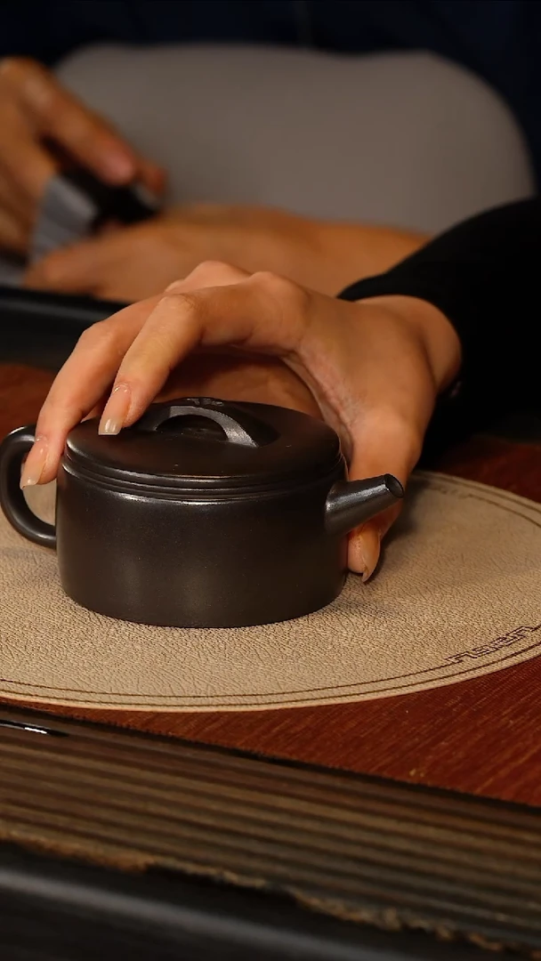 茶壶紫砂宜兴紫砂LHQ 石黄 汉瓦 180cc