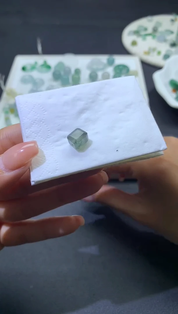 【闪购商品】定制翡翠未镶嵌珠62