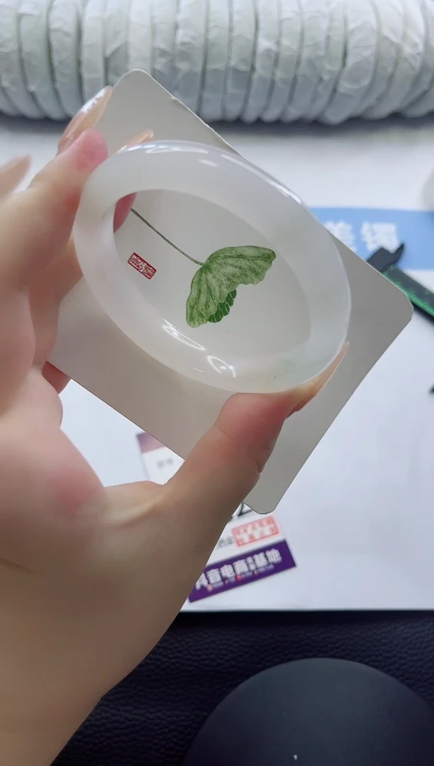 未镶嵌手镯石英质玉多样性发货C52