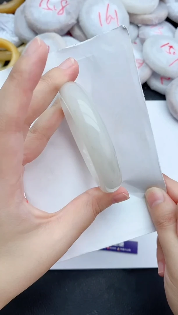 未镶嵌手镯石英质玉267+56/57