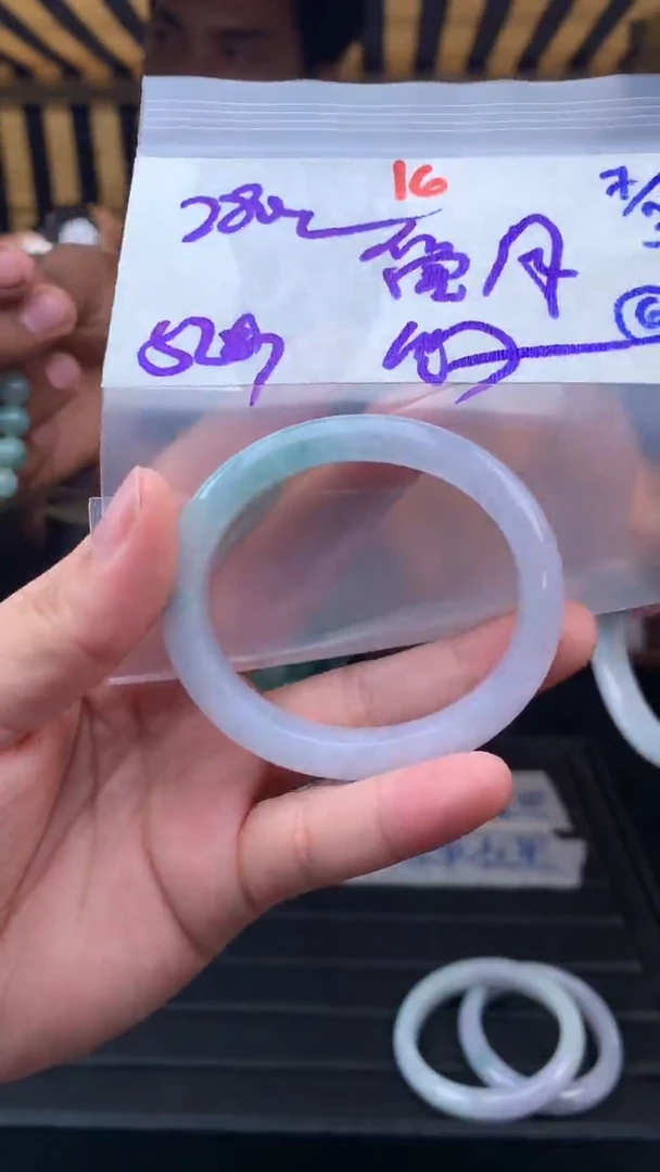 定制翡翠未镶嵌爱****316毛货需精细抛光拍一发一