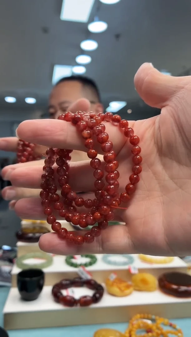 颈饰未镶嵌南红玛瑙项链
