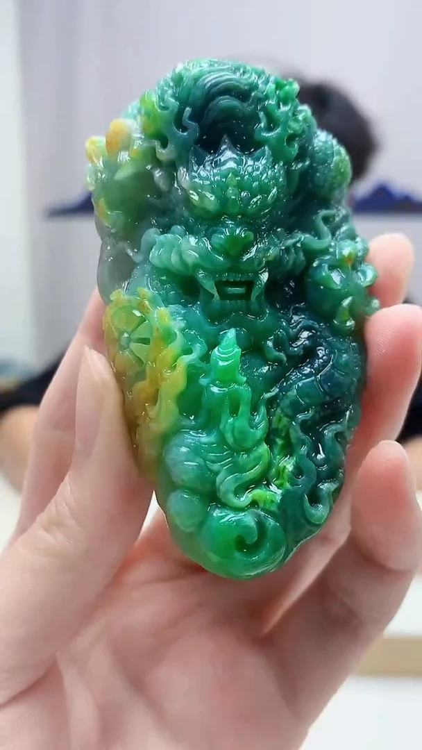 未镶嵌定制翡翠4688zm-毛货挂件龙牌133