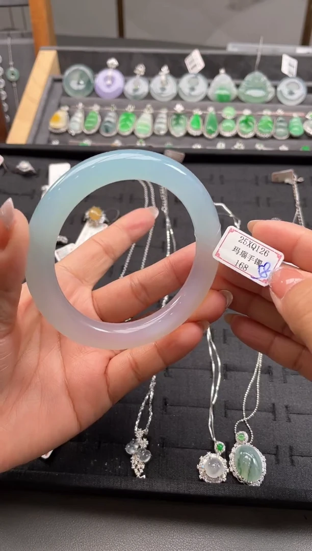 玛瑙/玉髓手镯（圆镯）未镶嵌25XQ126