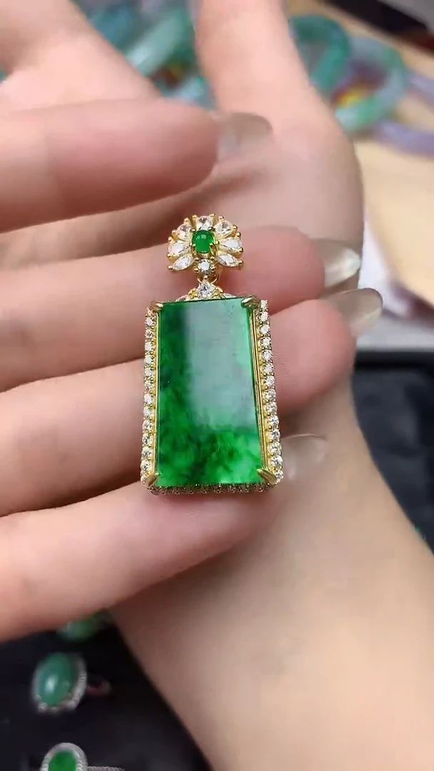 【闪购商品】翡翠颈饰银S925镶嵌 颈饰