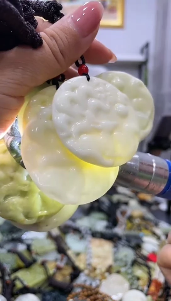 岫玉未镶嵌挂件多样性发货其中发一件