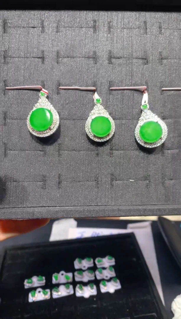 【闪购商品】定制翡翠未镶嵌33多样性发货（发其一）