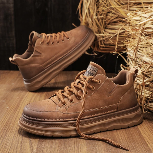 YEARCON/意尔康男鞋秋季新款复古百搭休闲厚底防滑耐磨马丁靴