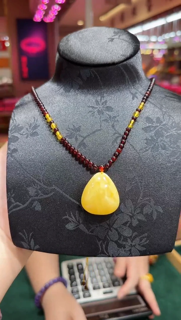 蜜蜡颈饰未镶嵌G12102