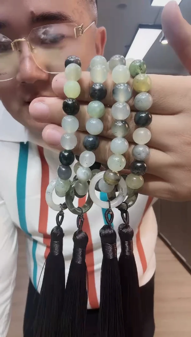 未镶嵌蛇纹石玉手链多样性随机发货其一
