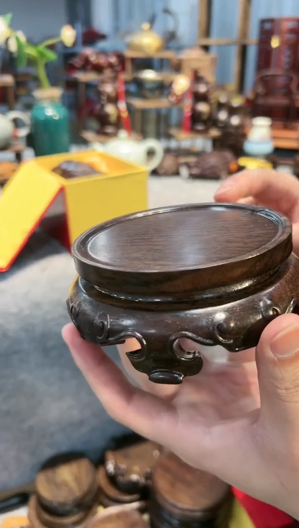 【闪购商品】风车木（黑檀木）如意圆形底座一个