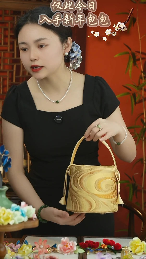 刺绣闪购随机发一个包包不可选介意勿拍