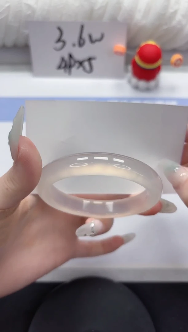 石英质玉手镯未镶嵌A162-56.8