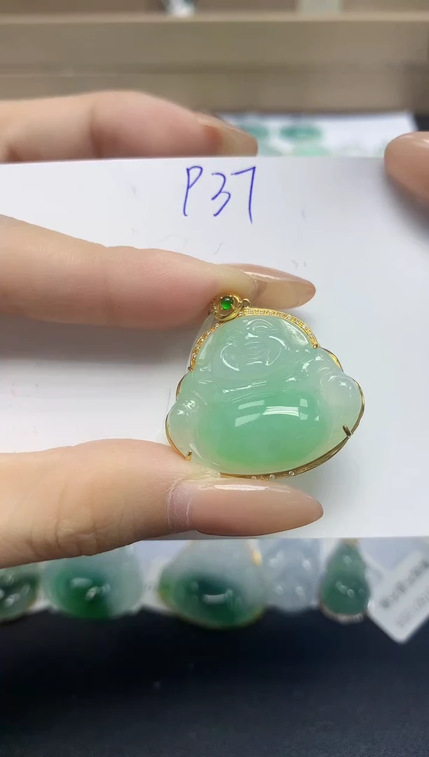 颈饰18K金镶嵌翡翠天然缅甸翡翠A货翡翠百元以上9元证书费自理