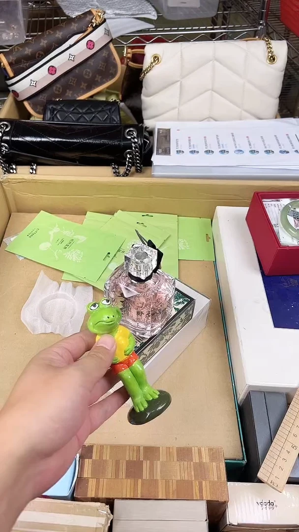 瓷片样品微瑕全球寻宝高端瓷儿