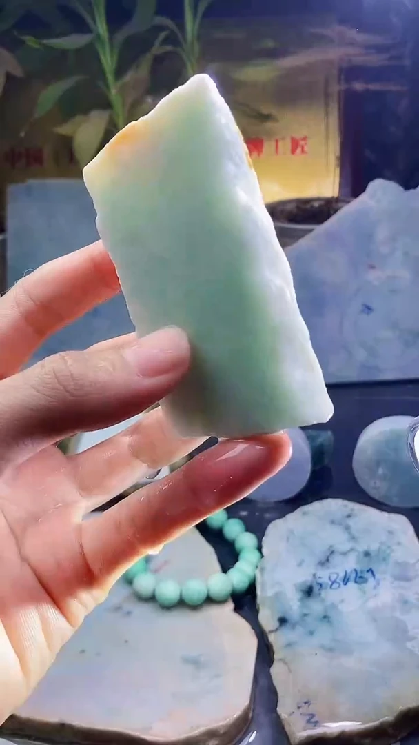 颈饰未镶嵌翡翠小雨212