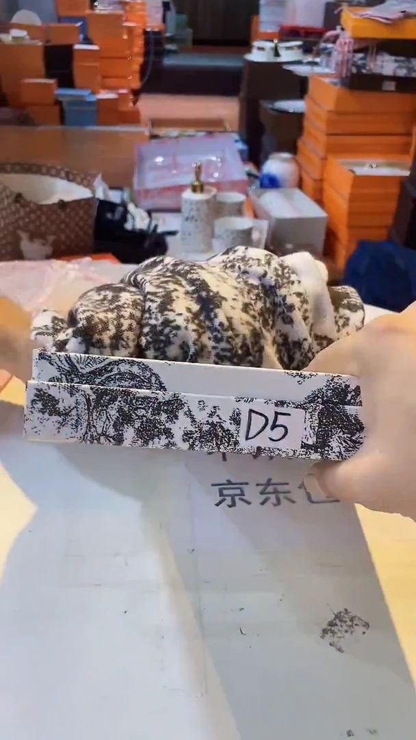 杯鸿辉家品牌瓷器，京东包邮！