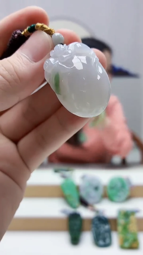 未镶嵌定制翡翠4852bb-毛货挂件12