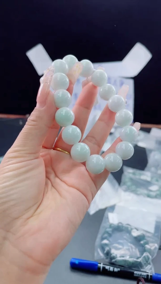未镶嵌定制翡翠珠串