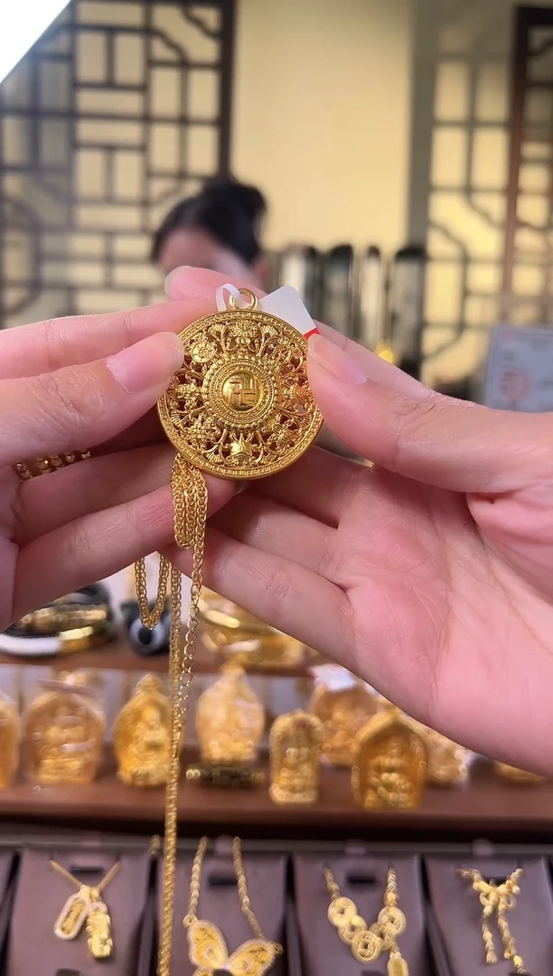 珐琅吊坠足银八宝罗盘加素链