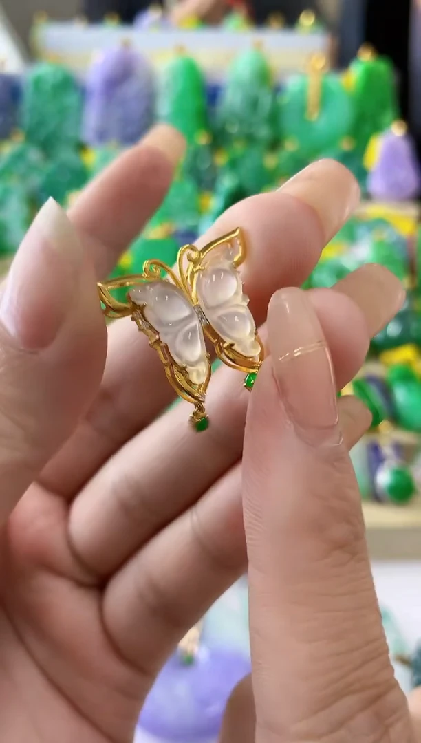 翡翠18K金镶嵌吊坠(不含链)挂件