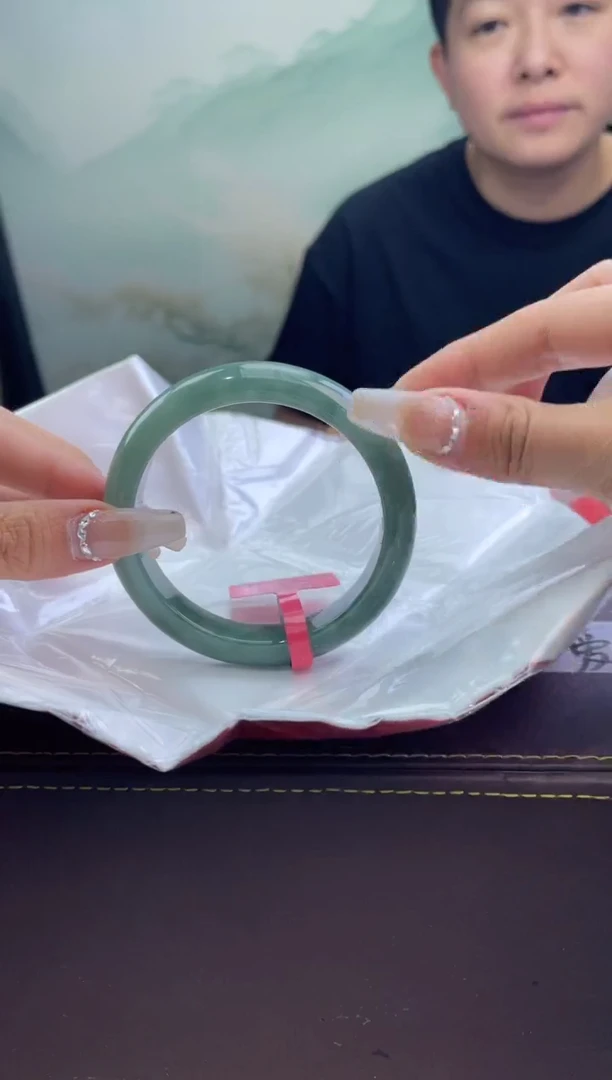 翡翠手镯未镶嵌5翡翠手镯