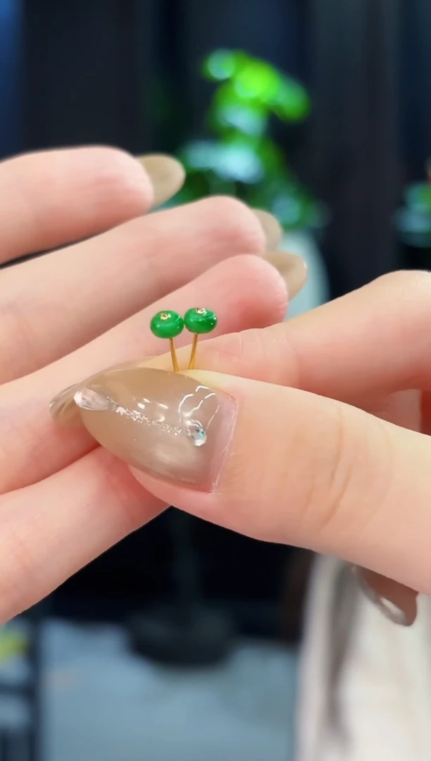 翡翠18K金镶嵌耳饰 缅料A货/多样性发货/一对 含耳堵