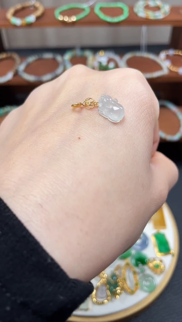 【闪购商品】翡翠吊坠(不含链)18K金镶嵌一个  JK537